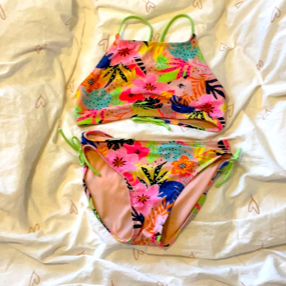 Girls preppy floral swimsuit.